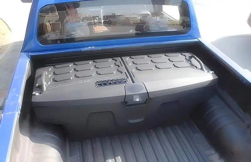Secure Weather Resistant Pickup Truck Tool Storage Box - Universal Fit BYD Shark 6 / Amarok / GMC Detail