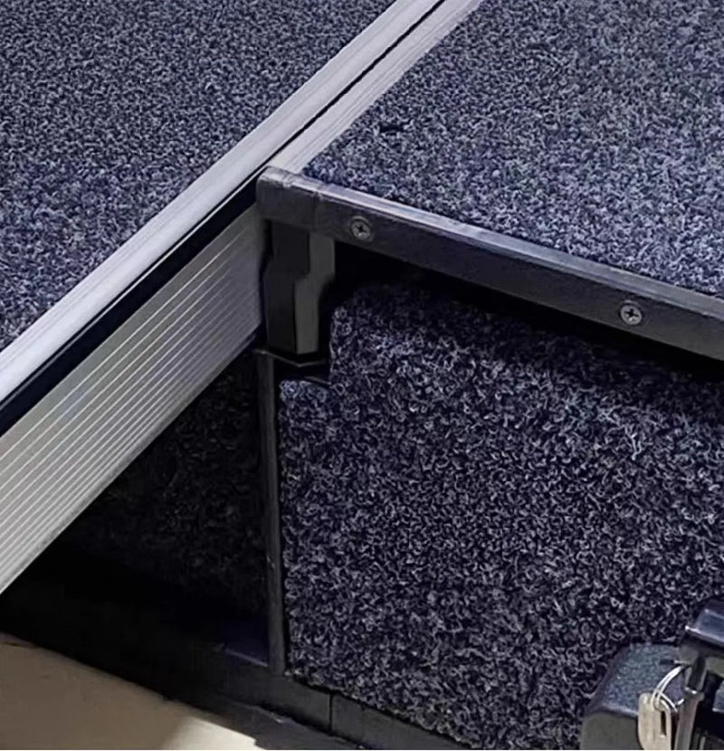Gwm Cannon Double Roller Trunk Drawer Detail