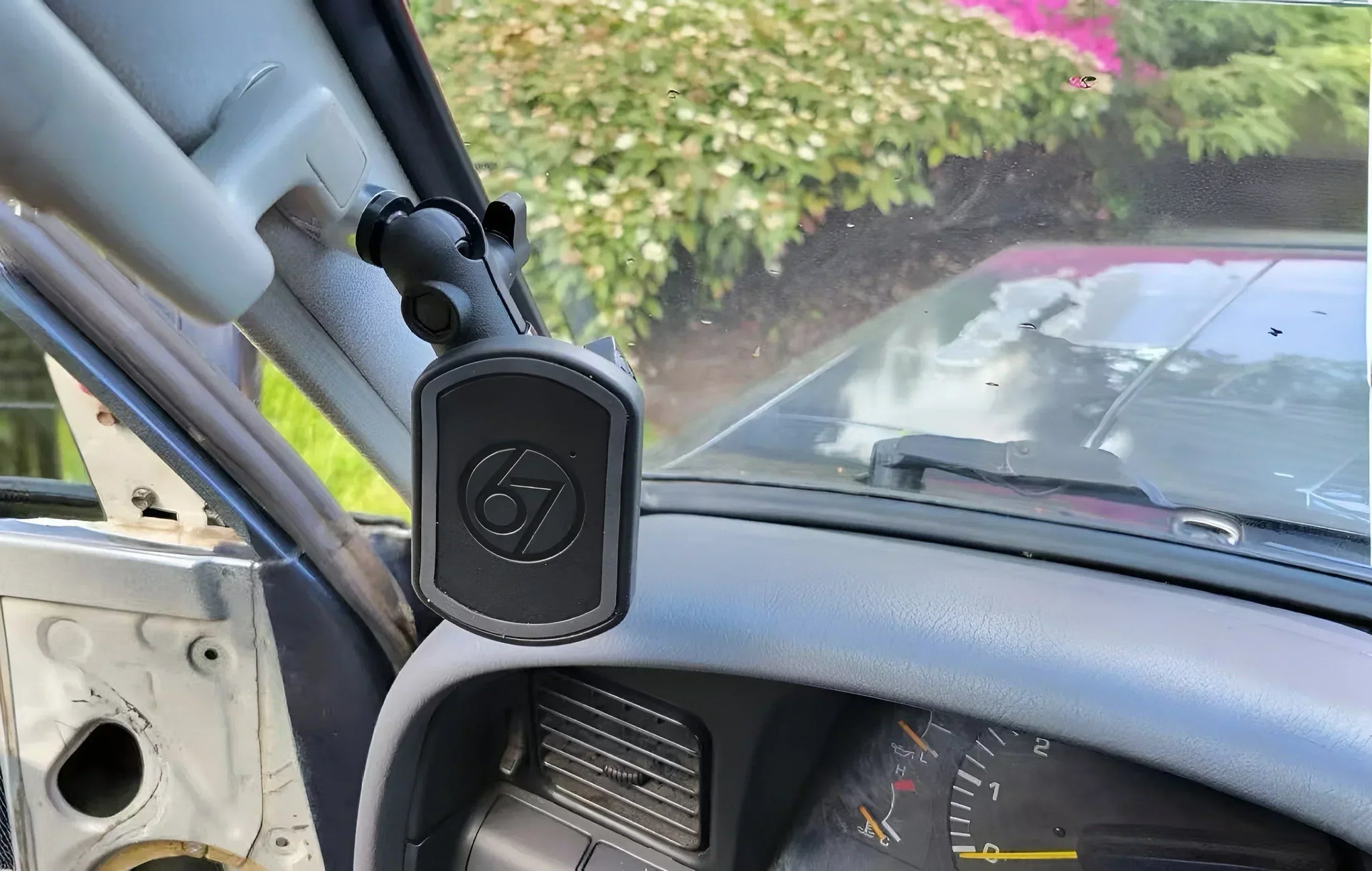 A-Pillar Grab Handle Phone Mount: The Ultimate Co-Pilot Upgrade for Yo ...