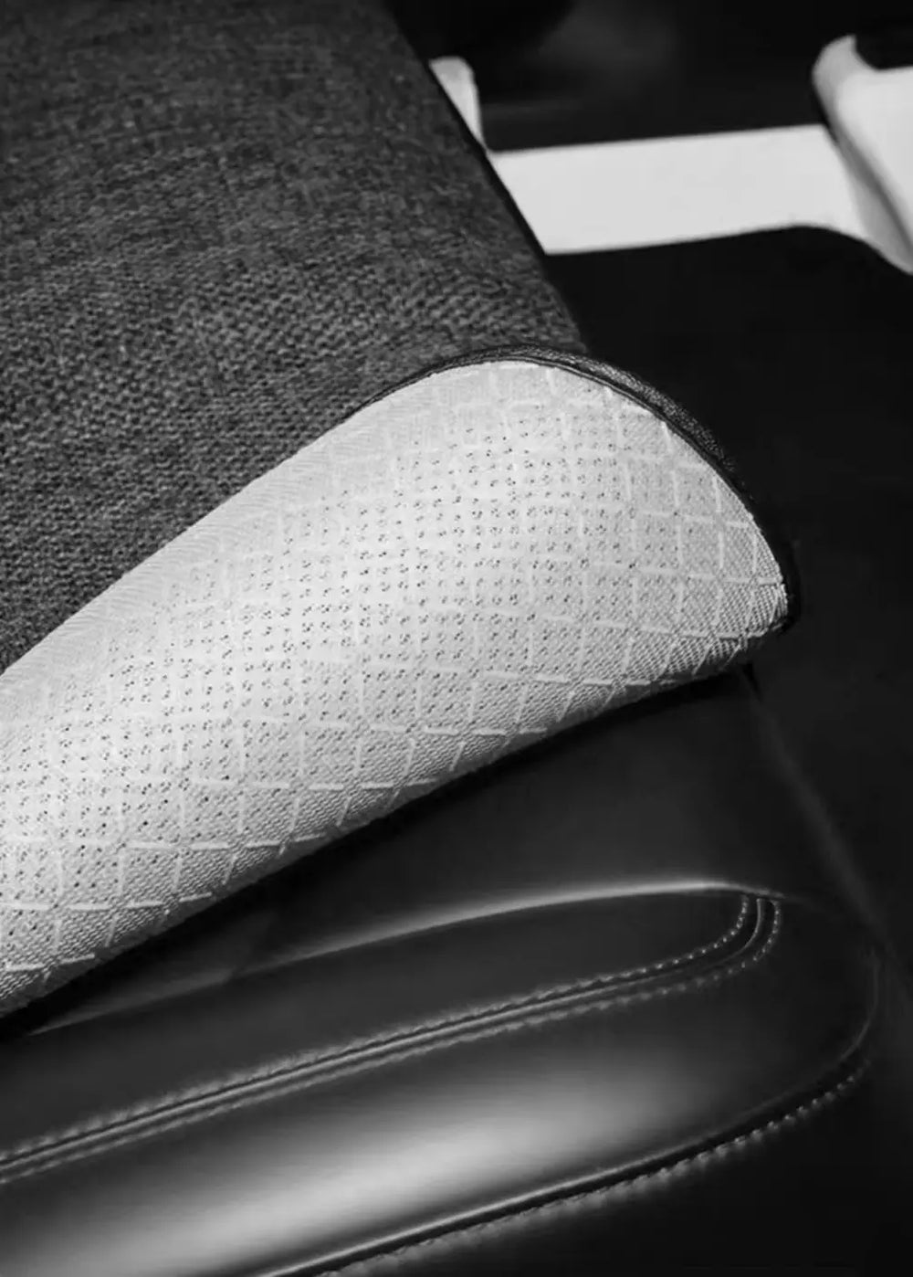 Flax Ventilate Car Seat and Back Cushion Set for Tesla Model 3/Y