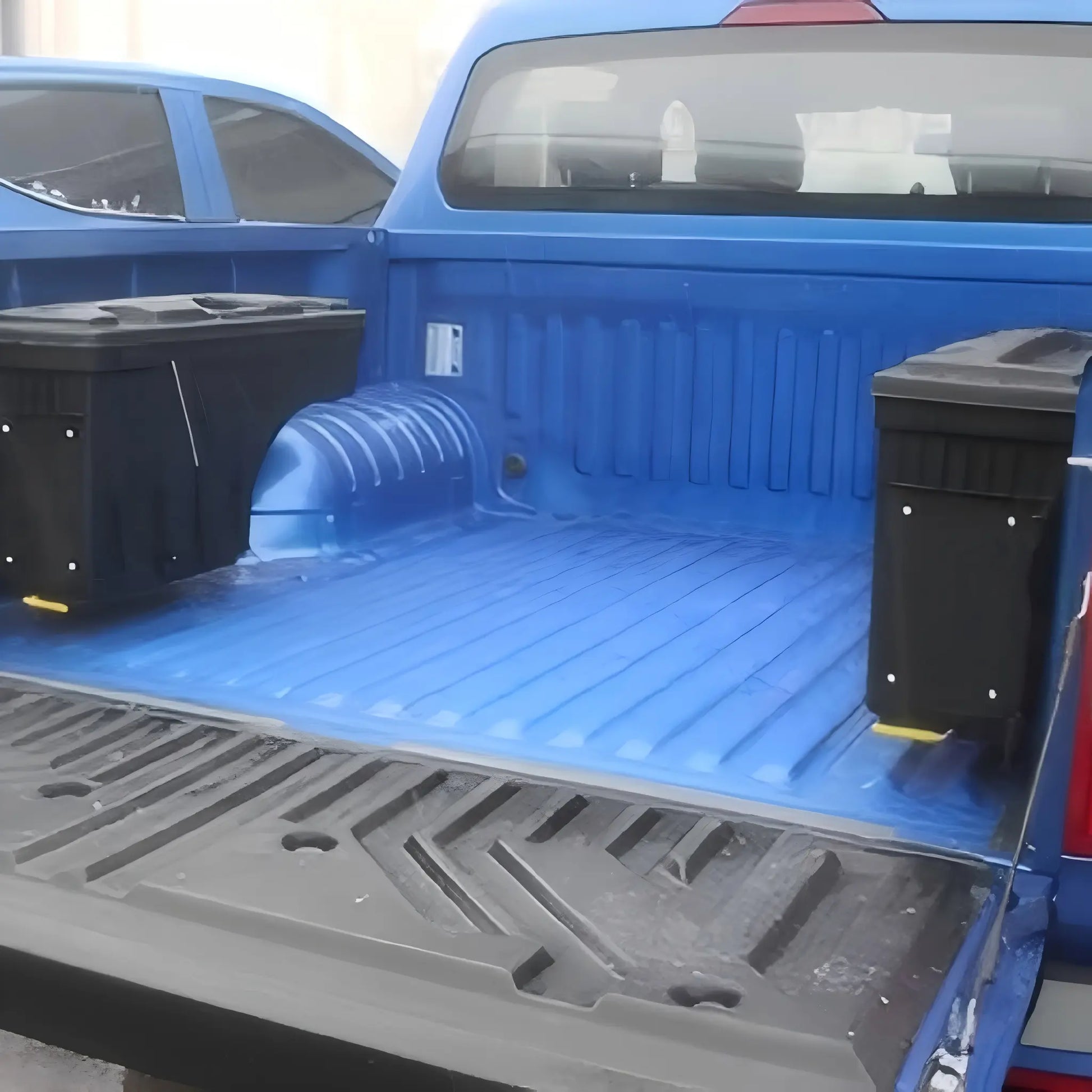BYD Shark 6 Swing-Out Tool Box, side view