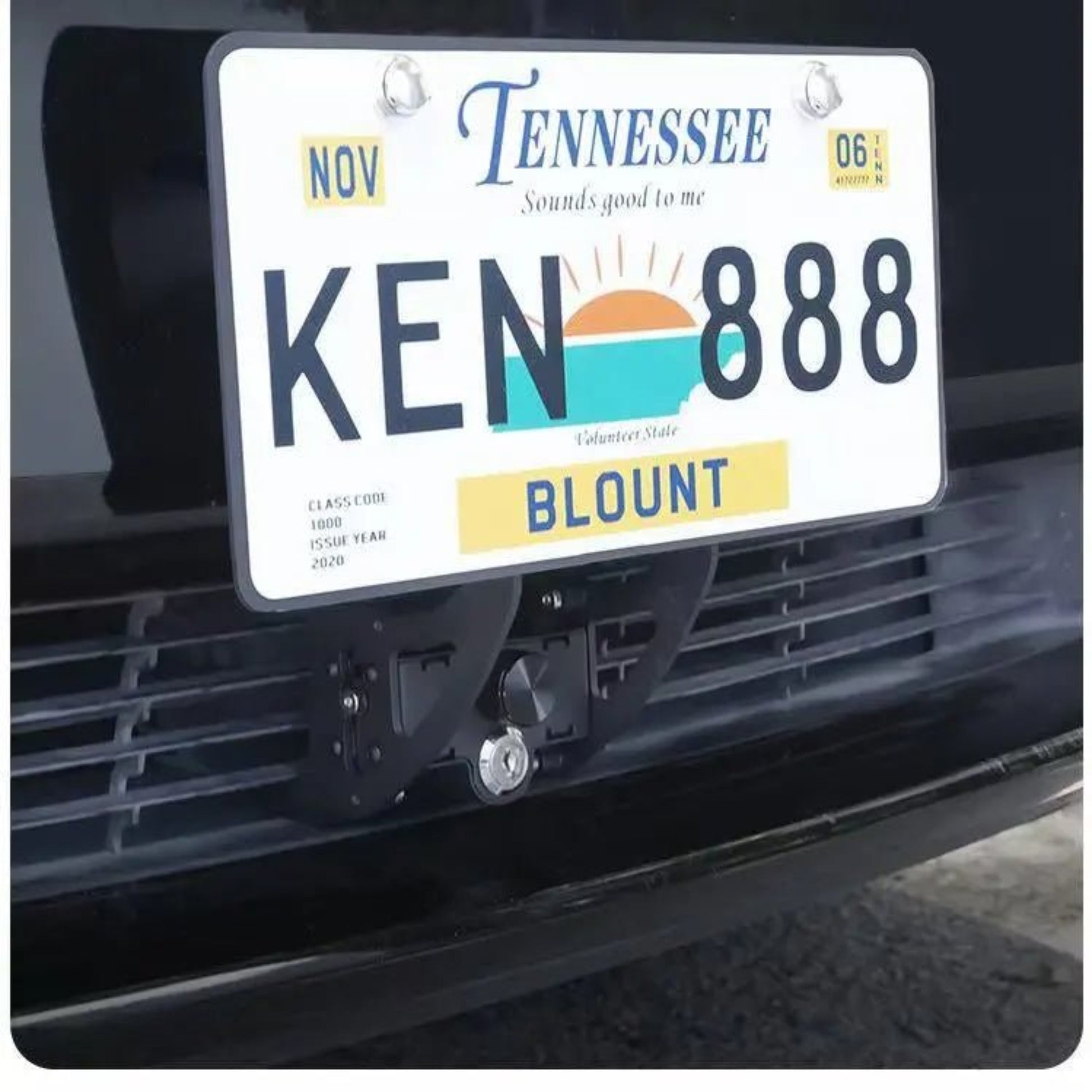 Tesla Model 3/Y Aluminum License Plate Frame with Lock (License Plate Frame) Silver Lock Cylinder model 3