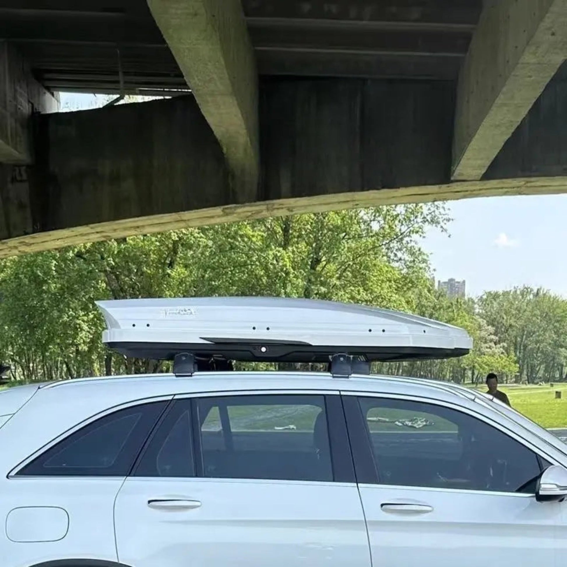 Upgraded Roof Cargo Box with Bars (Roof Cargo Box) 580L Black